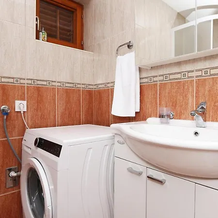 Lada 마카르스카