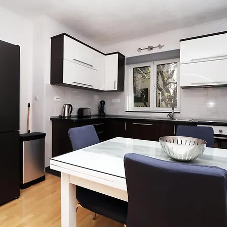 Lada Apartment